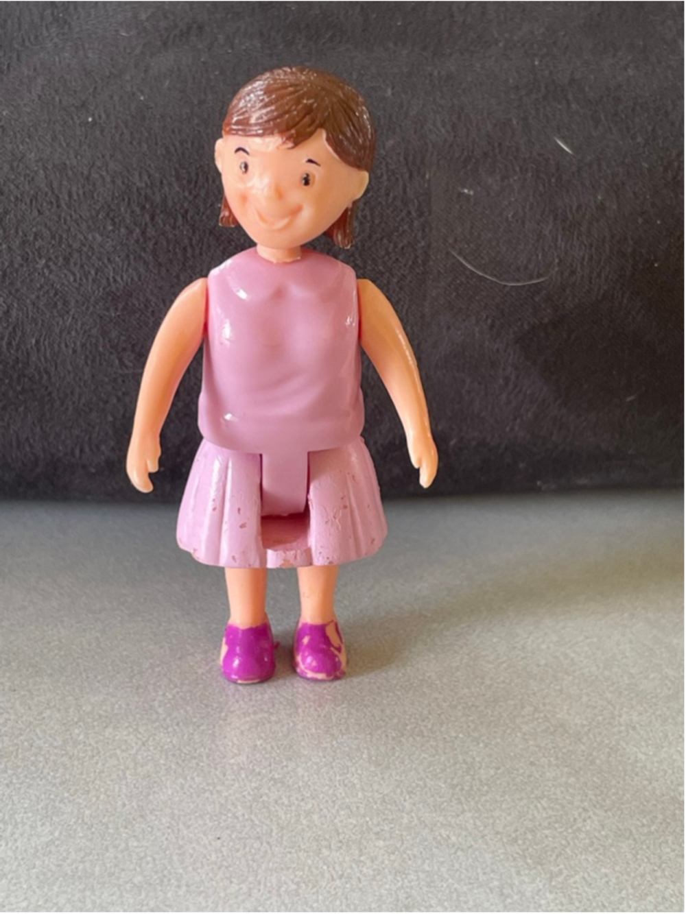 Kid Connection Doll House Family Action Mini Figure Toys ~ Mom ~